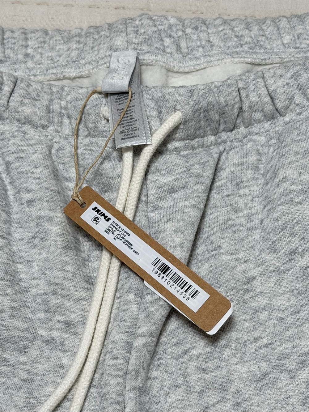 SKIMS Heather Gray Men's Drawstring Sweatpants - Picture 3 of 4